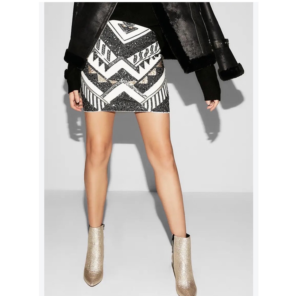 Express Sequin Mini Skirt Black White Aztec Tribal Print Art Deco Size Large - Picture 14 of 16